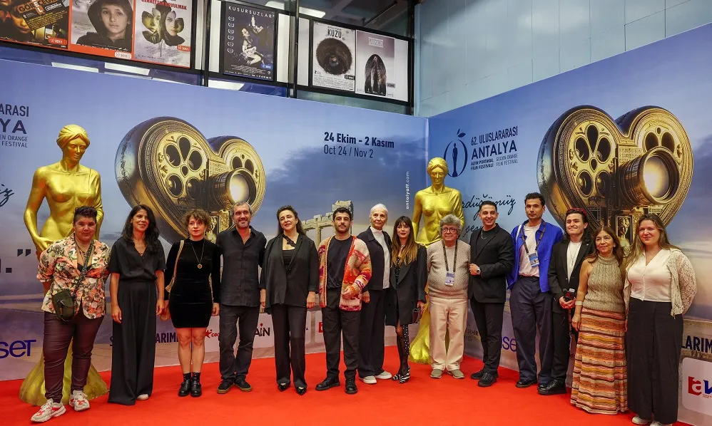 ALTIN PORTAKAL’IN SON YARIŞMACILARI PERDEDEYDİ