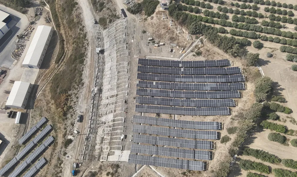  İLK GÜNEŞ ENERJİSİ SANTRALİ ADANA’DA