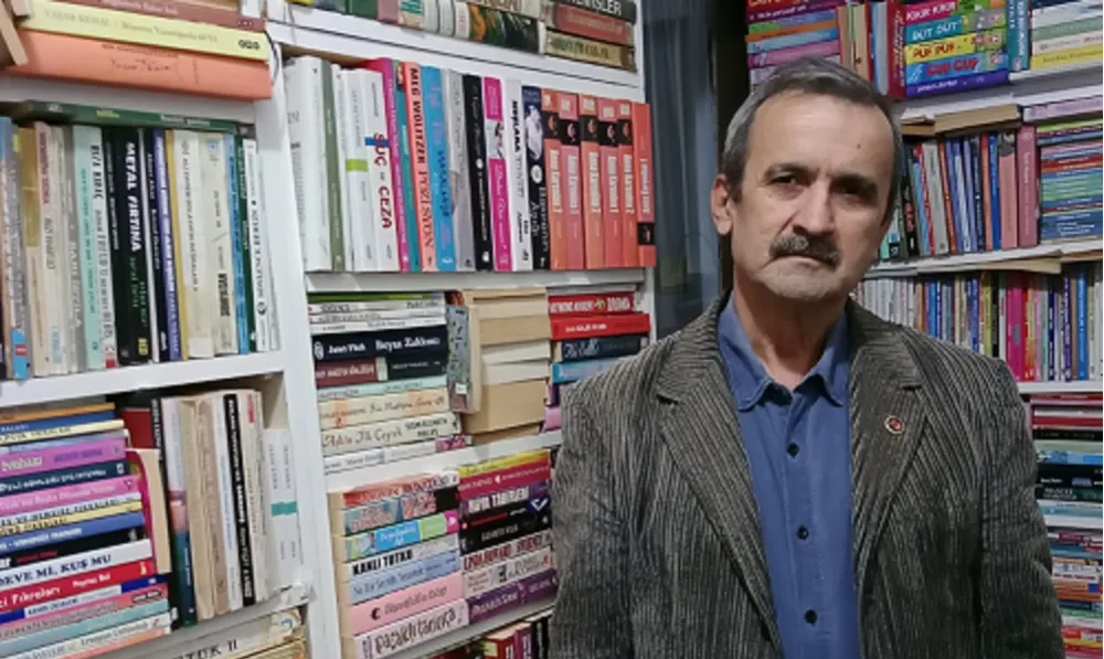 33. YILIN RÖPORTAJLARINI KİTAPLAŞTIRDI