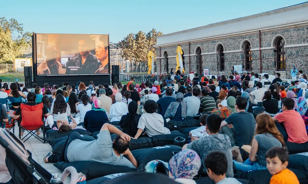 SİNEMA AKŞAMLARI ARTİSTANBUL FESHANE’DE DEVAM EDİYOR