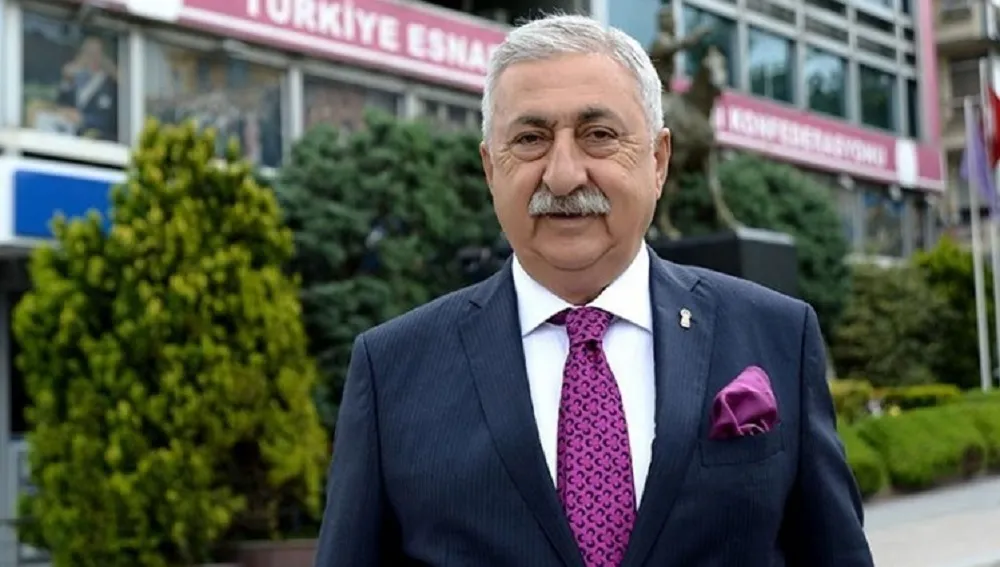 PAKANDÖKEN: HURDA ARAÇ TEŞVİK YASASI ACİLEN ÇIKARILMALI