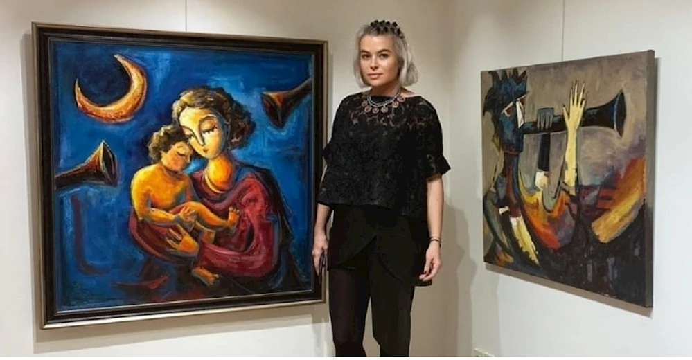 PINAR KARAMAN’DAN RESİM SERGİSİ